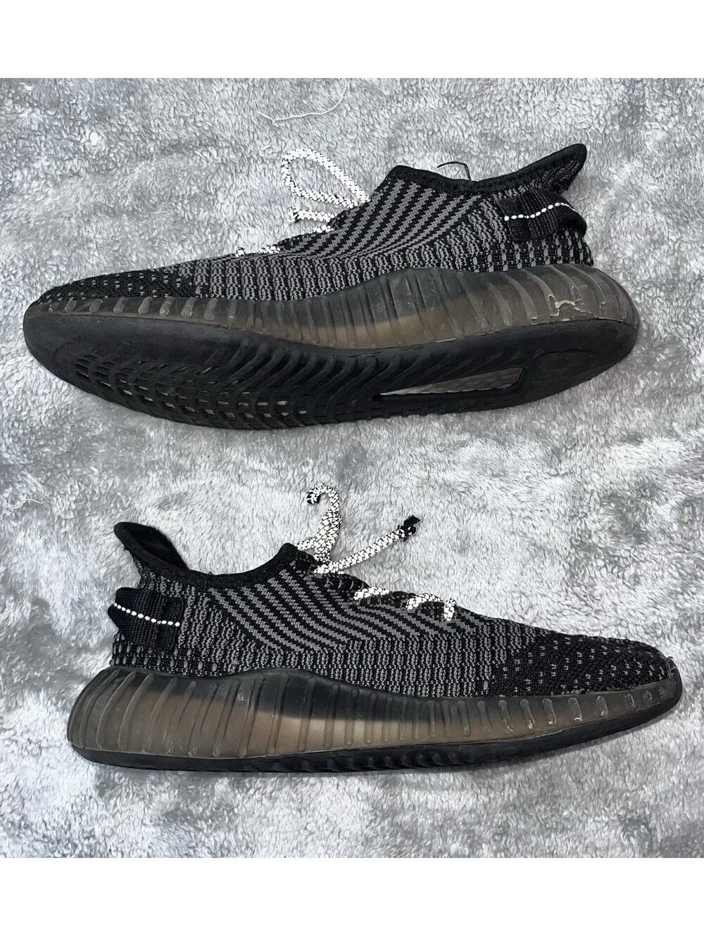 adidas Yeezy Boost 350 V2 Low Top Sneaker Gray/Black SPLY-350 Comfort Sz 8